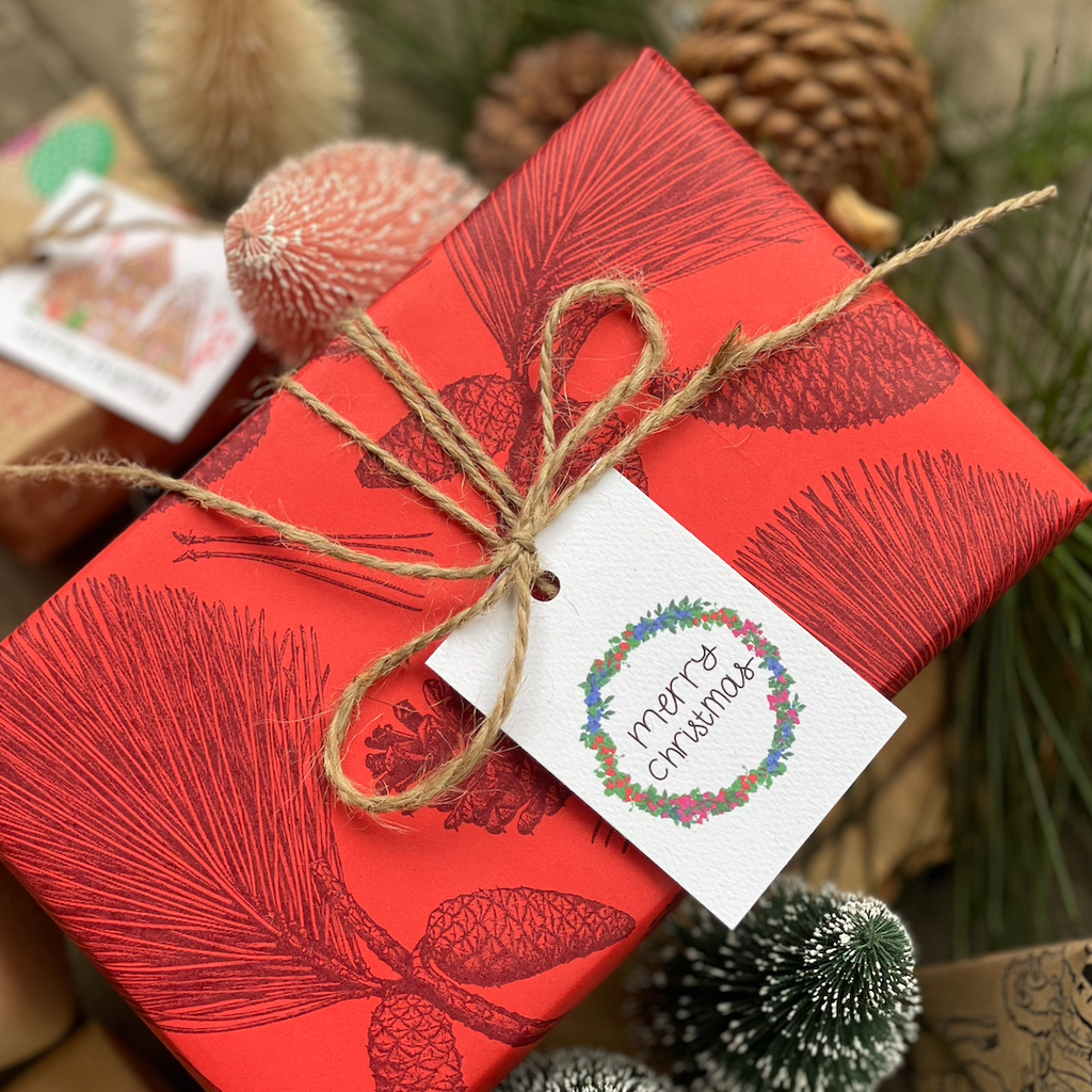 A Very Berry Christmas Soy Wax Candle — MAC + PAT | Calla Collective